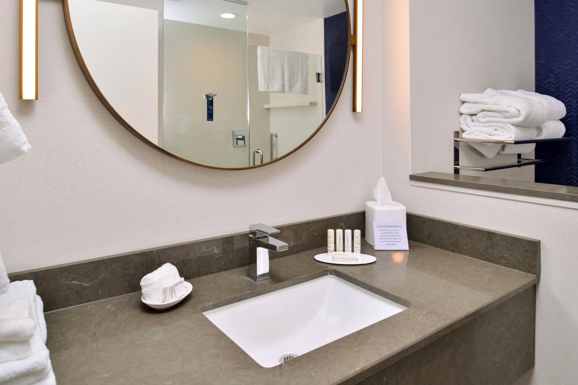 Fairfield Inn & Suites By Marriott Canton Ngoại thất bức ảnh